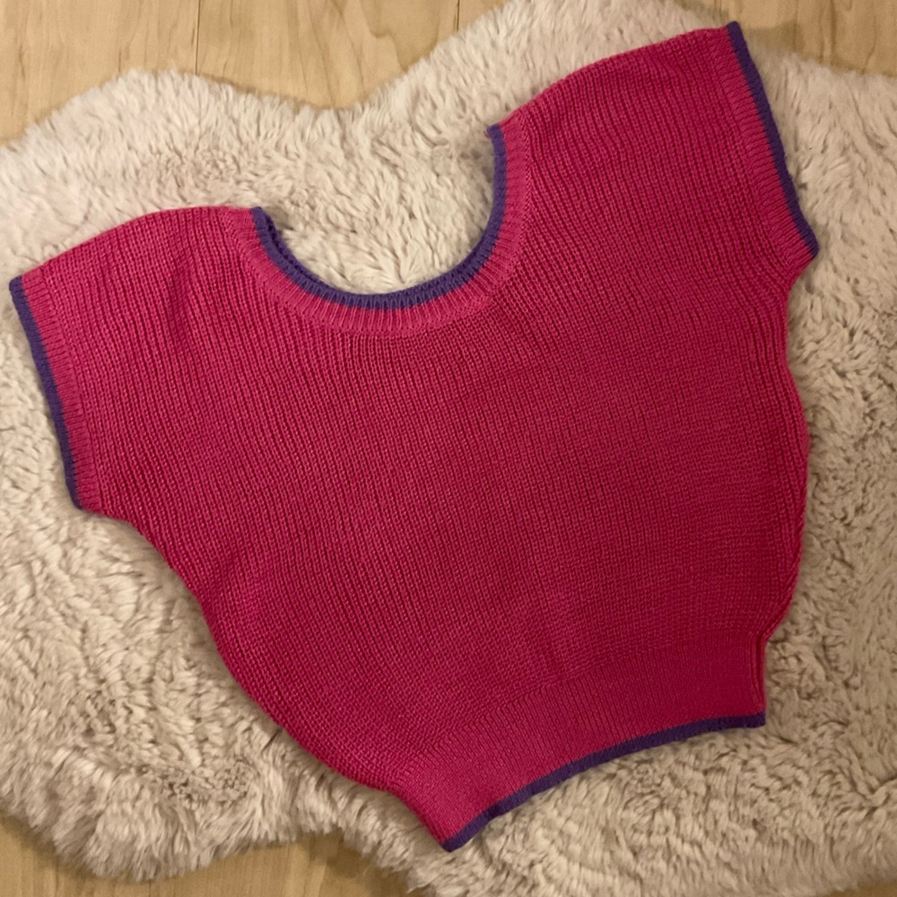 Prettiest pink and purple knit crop top